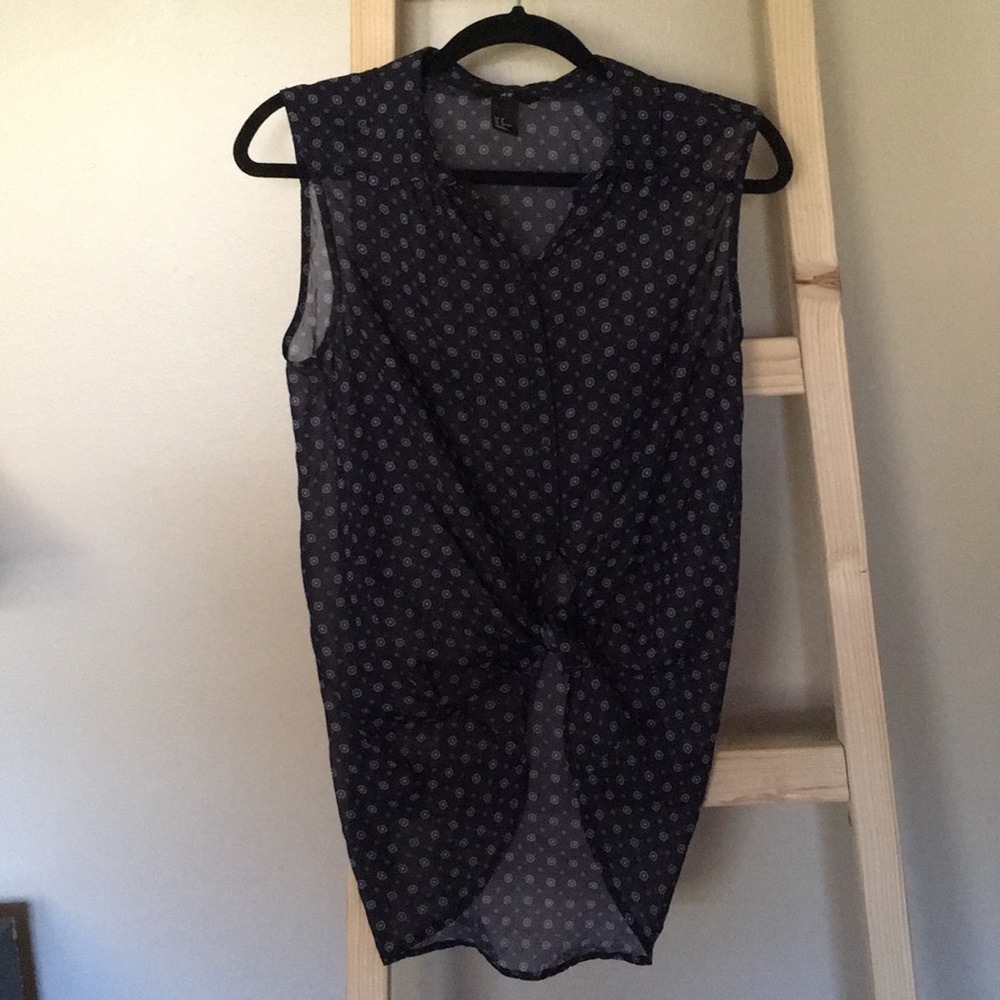 H&M asymmetrical button up tank SIZE 8